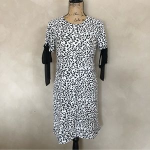NWT Hutch leopard print short sleeve shift dress